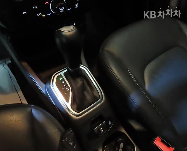 지프 레니게이드2.4 Limited FWD - 12