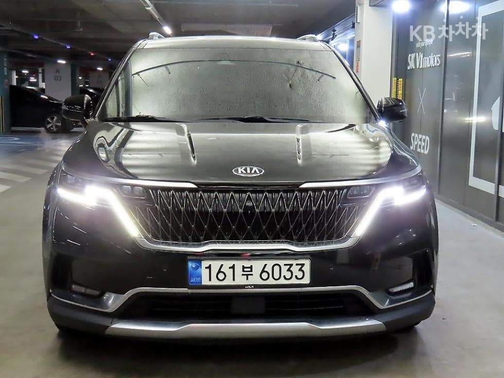 Kia Carnival 4th generationD2.2 7-seater (Limousine) Signature - 2