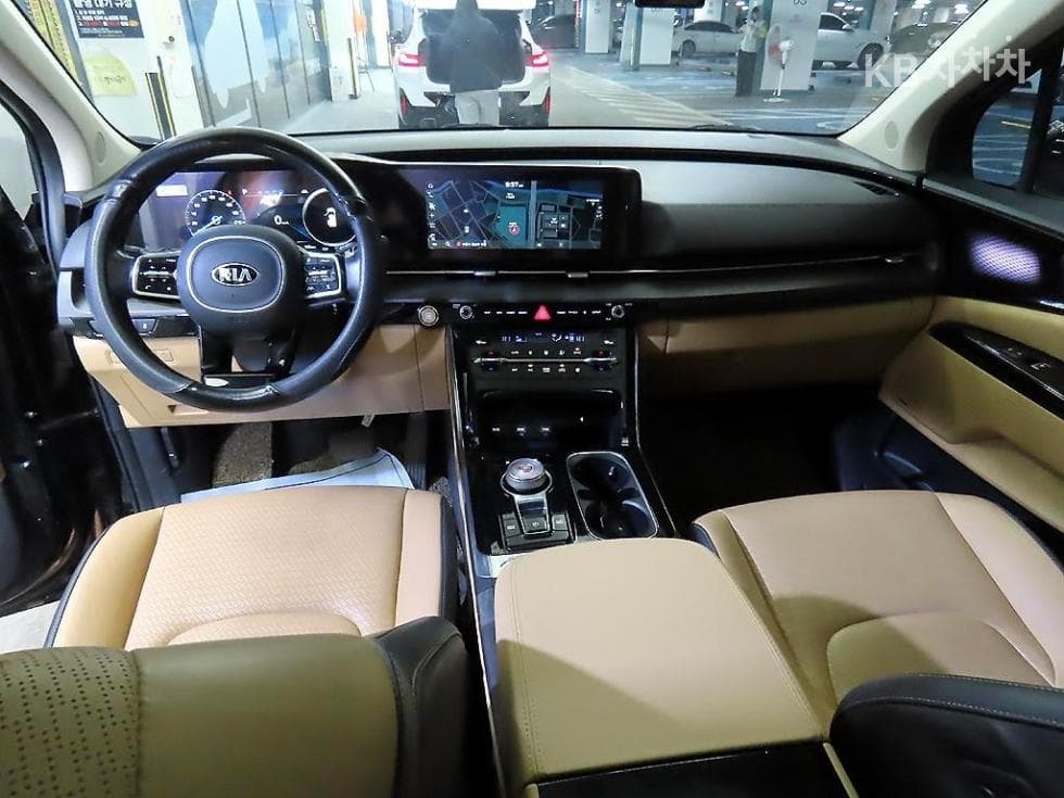 Kia Carnival 4th generationD2.2 7-seater (Limousine) Signature - 10
