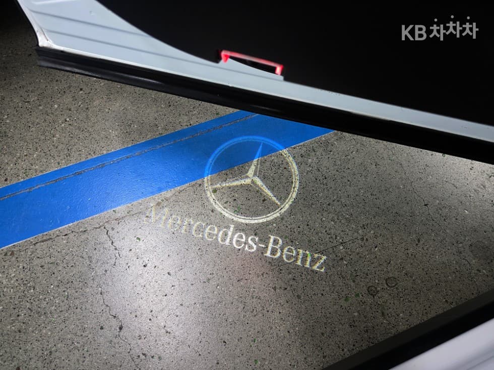 Mercedes-Benz GLB(X247)GLB 250 4Matic - 23