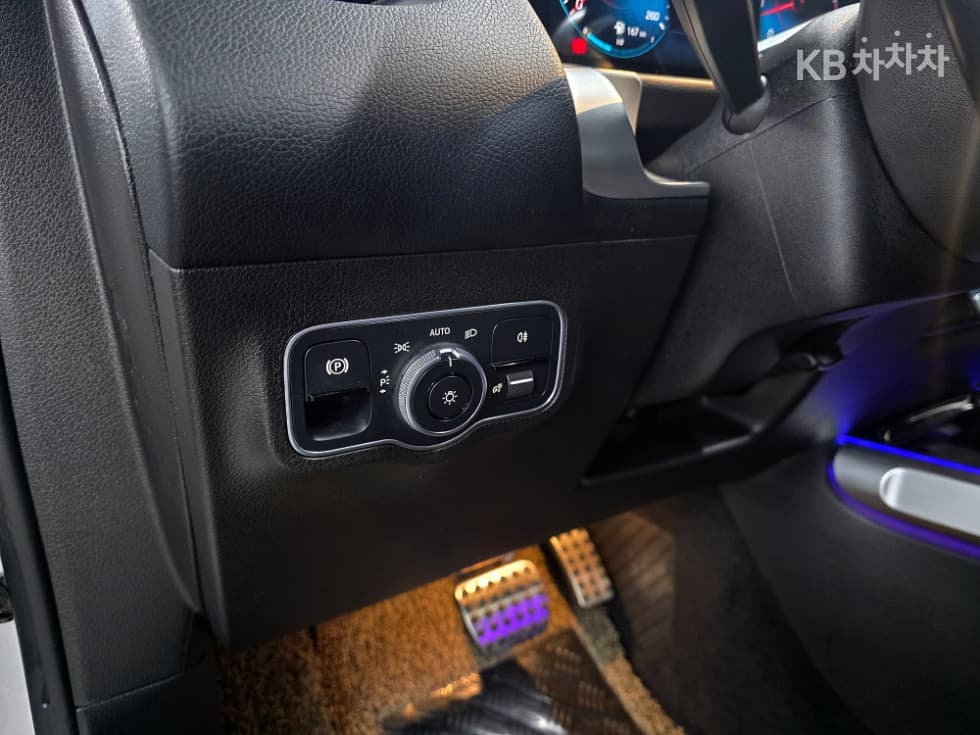 Mercedes-Benz GLB(X247)GLB 250 4Matic - 15