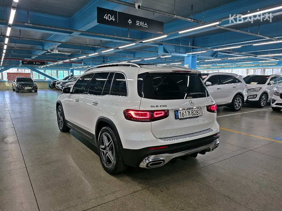 Mercedes-Benz GLB(X247)GLB 250 4Matic - 4
