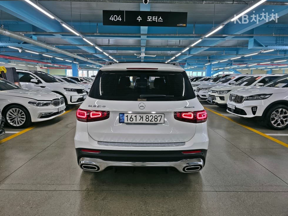 Mercedes-Benz GLB(X247)GLB 250 4Matic - 3