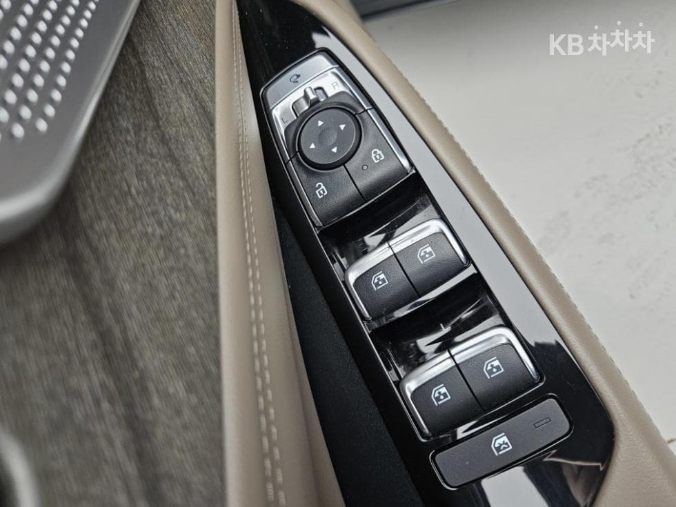 Kia K82.5L gasoline Noblesse - 12