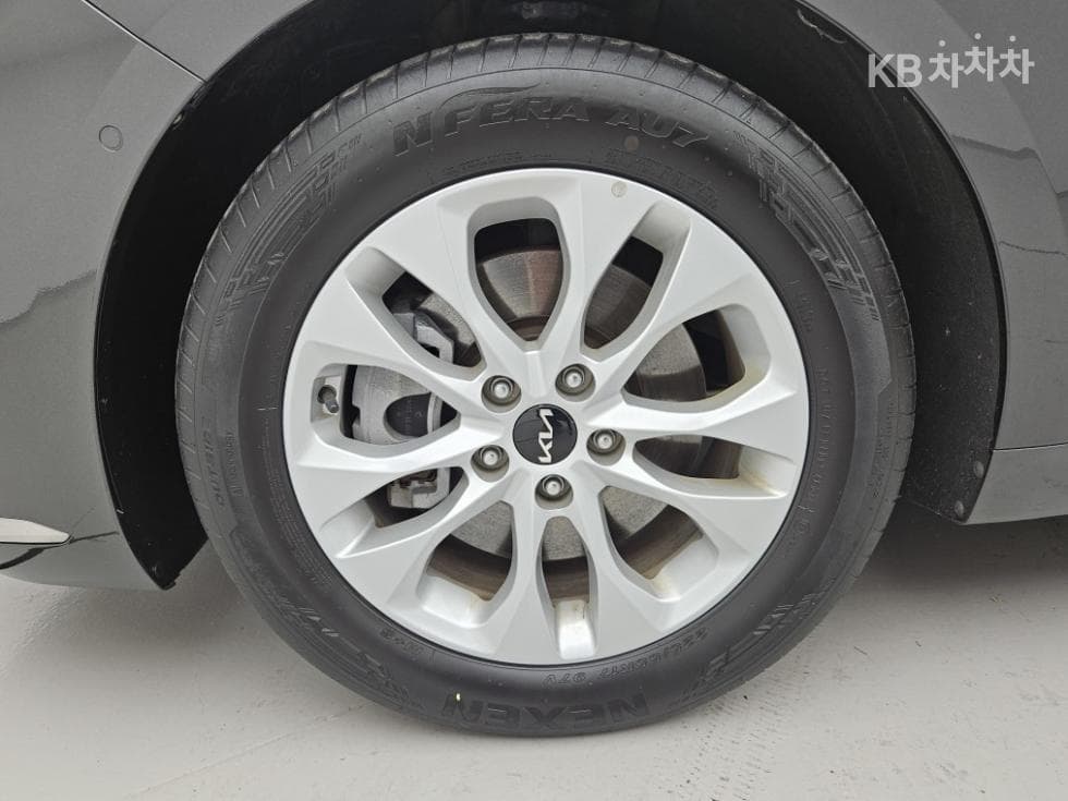 Kia K82.5L gasoline Noblesse - 19