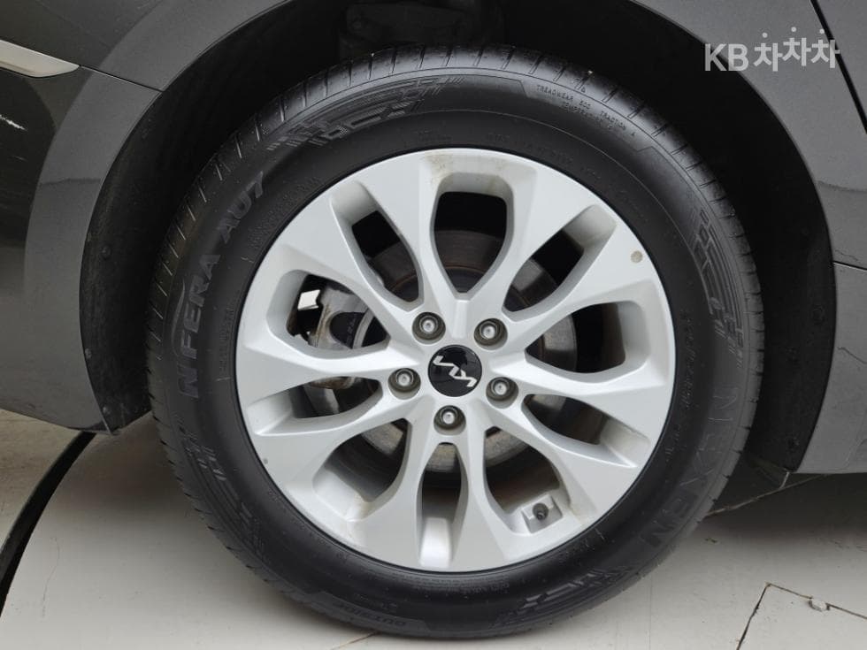 Kia K82.5L gasoline Noblesse - 22