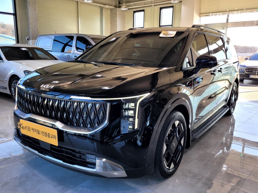 Kia The New (facelift) Carnival Hybrid 4th generation 1.6 HEV 7-seater (Limousine) Noblesse - Image 1