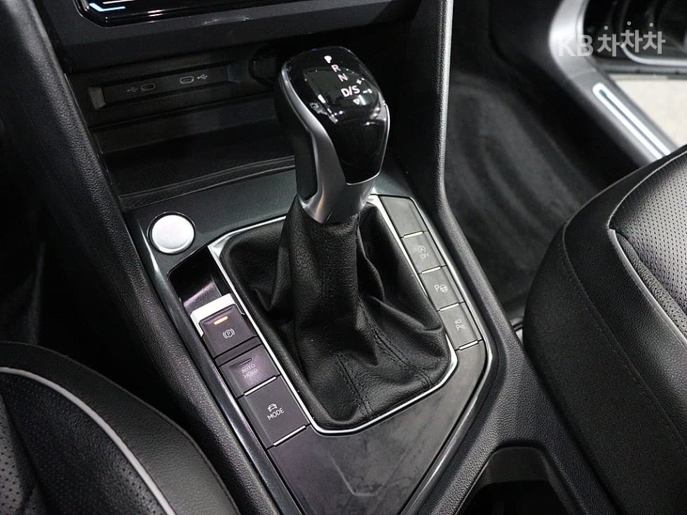 Volkswagen Tiguan Allspace2.0 Turbocharged Stratified Injection (VW) Prestige - 16