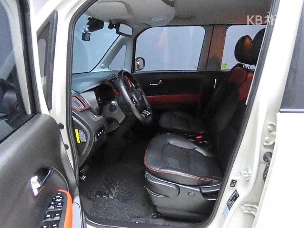 Kia The New (facelift) Ray (van)1.0 Gasoline Signature - 10