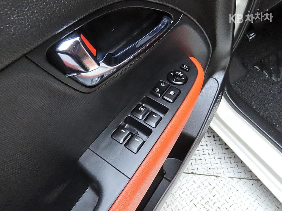 Kia The New (facelift) Ray (van)1.0 Gasoline Signature - 14