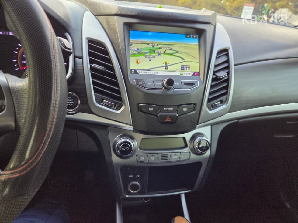 КейДжи Мобилити Нов코란도 C2.0 어드벤처 60th 에디션 4x4 - 10