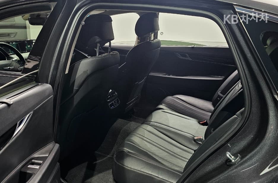 Genesis G80(RG3)2.5 Turbo Gasoline Direct Injection 2WD - 9