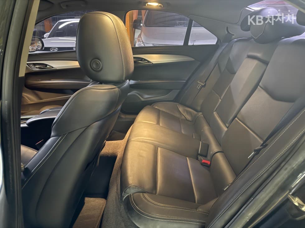 캐딜락 ATS2.0T Premium - 12