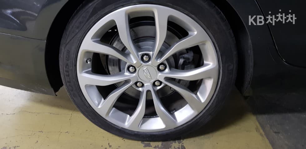 캐딜락 ATS2.0T Premium - 8