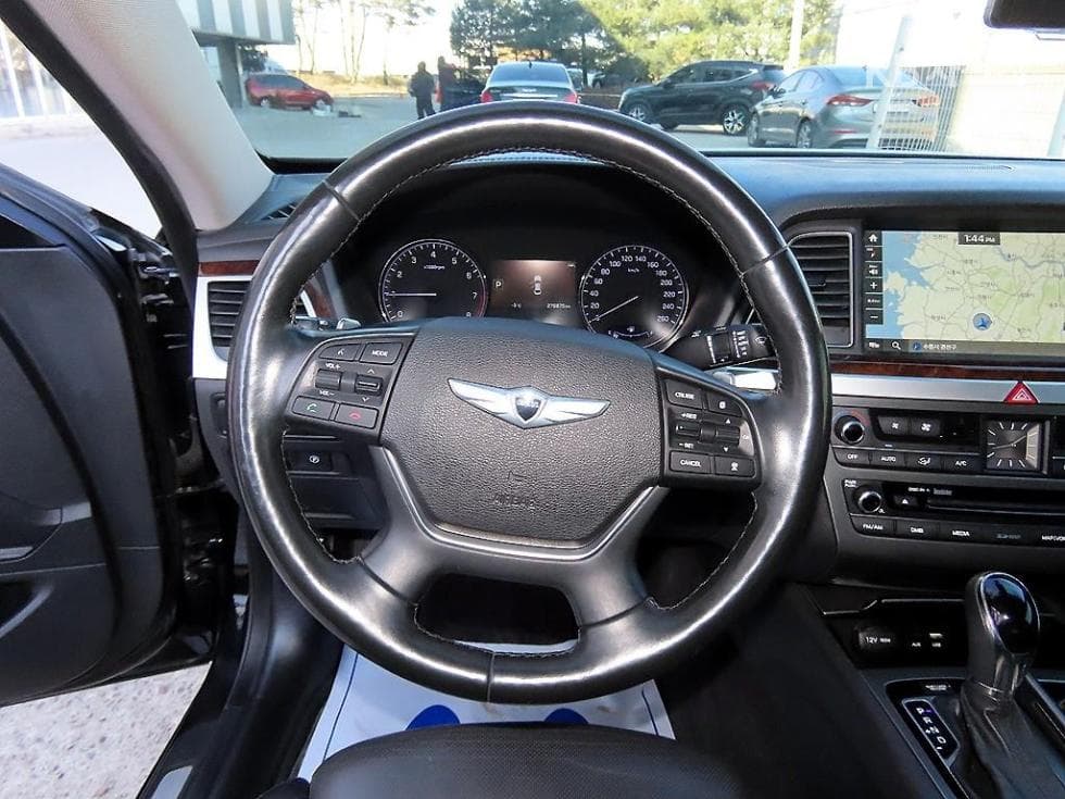 Hyundai GenesisDHG330 Premium - 8
