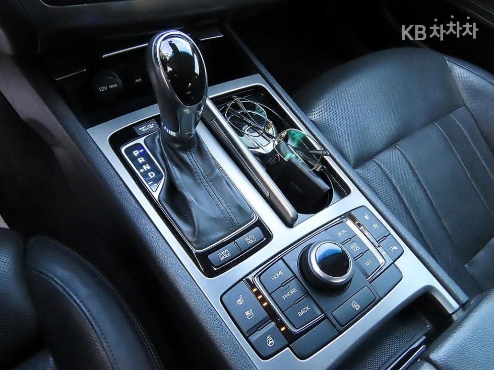 Hyundai GenesisDHG330 Premium - 11