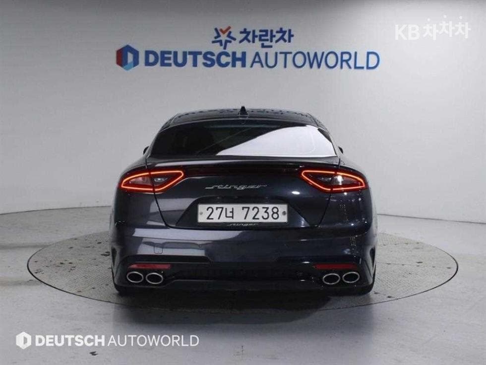 Kia Stinger2.0 Turbo 2WD 플래티넘 - 4