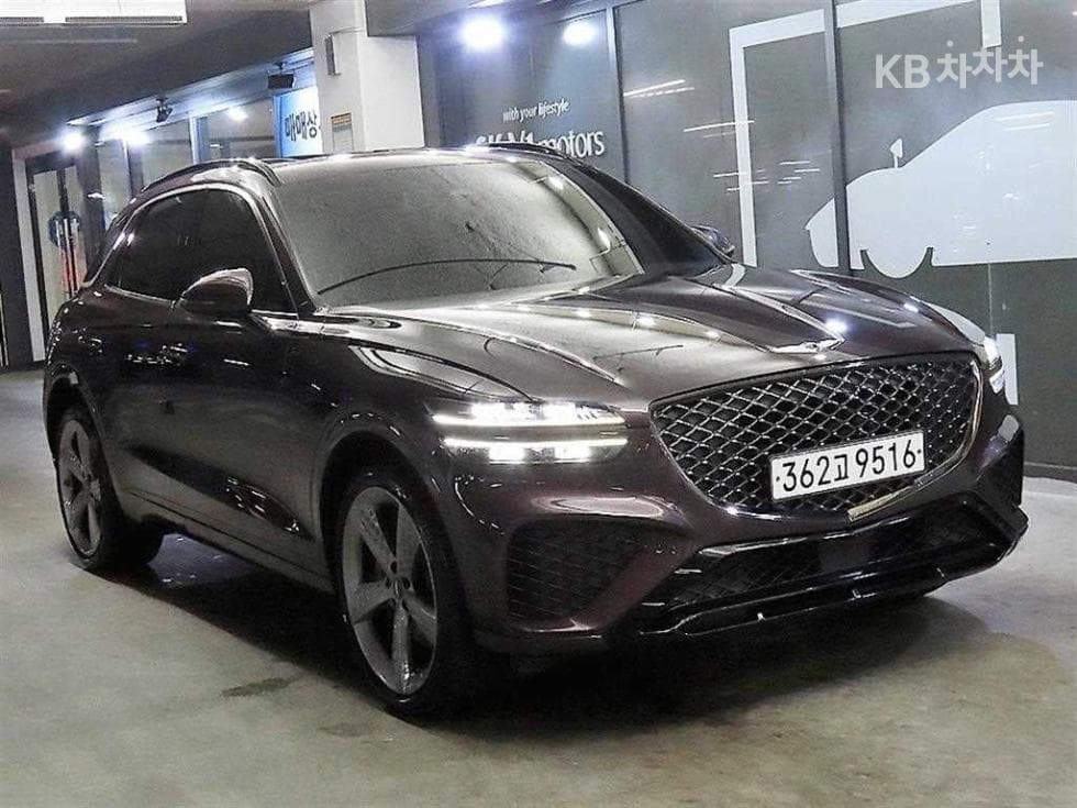 Genesis GV70 Gasoline 2.5T 2WD - Image 1