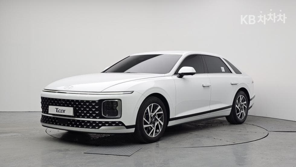 Hyundai The All New Grandeur (Azera) Hybrid 1.6 Turbo Gasoline Exclusive - Image 1