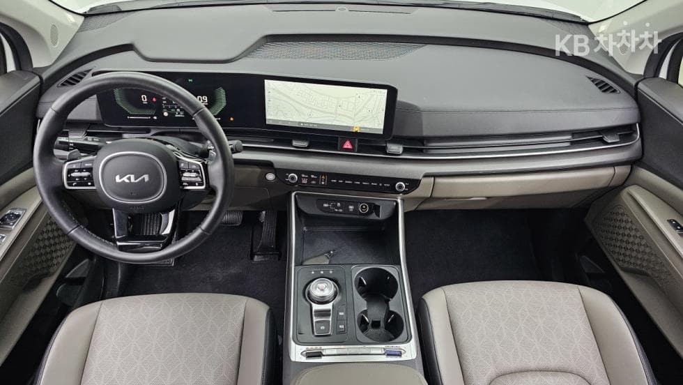 Kia The New (facelift) Carnival 4th generationD2.2 9-seater Prestige - 20