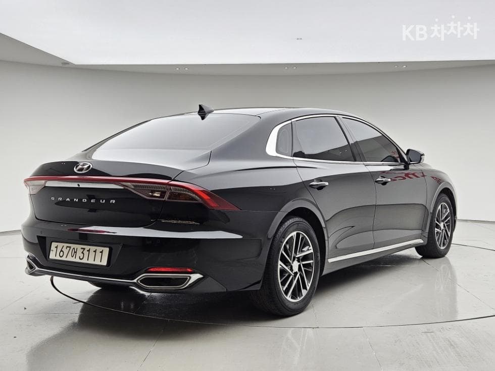 Hyundai The New (facelift) Grandeur (Azera)2.5 Premium - 3