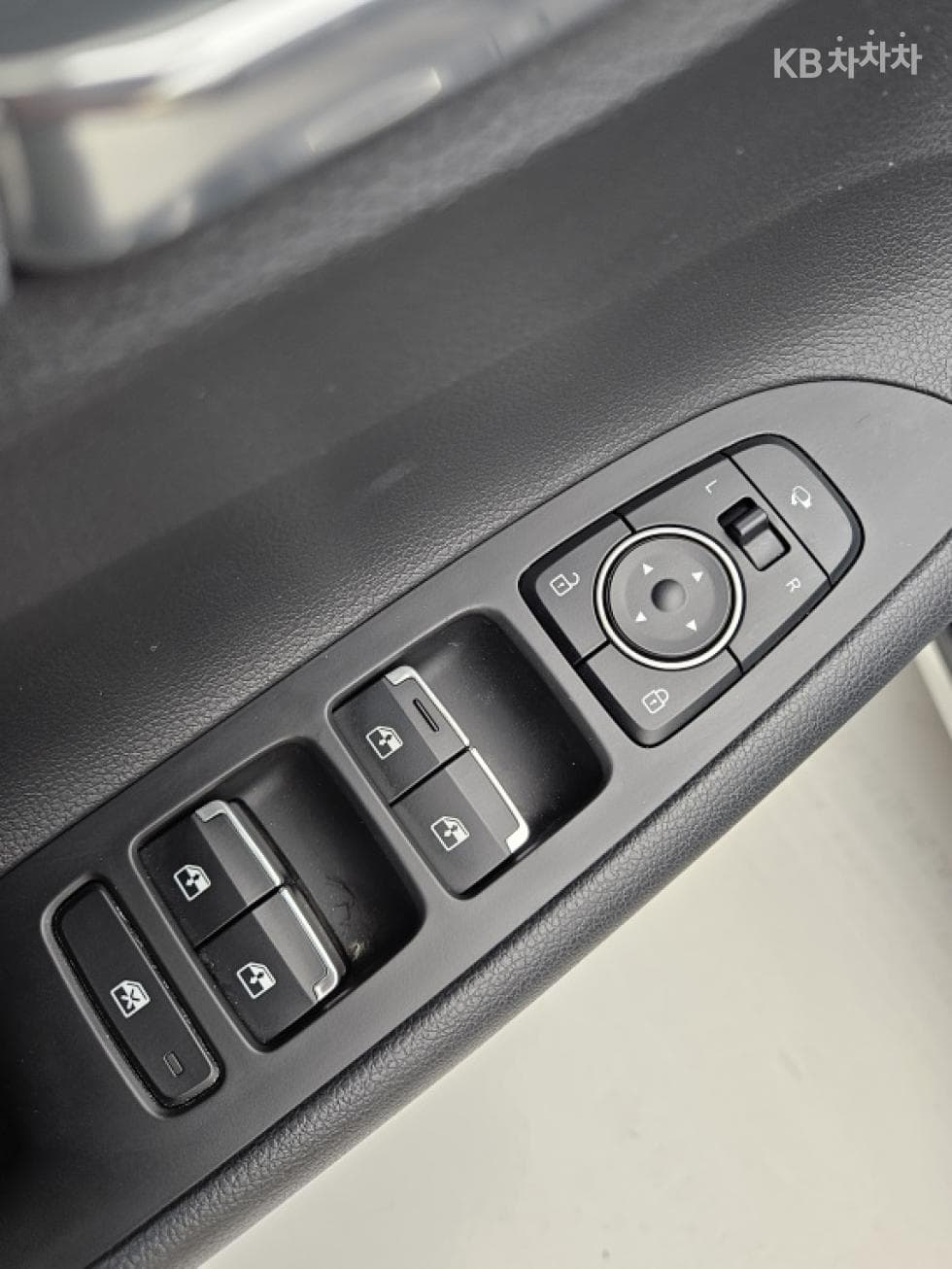 Hyundai The New (facelift) Grandeur (Azera)2.5 Premium - 8