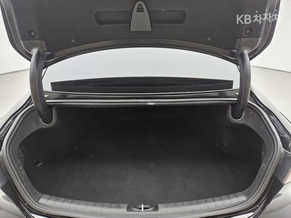 Hyundai The New (facelift) Grandeur (Azera)2.5 Premium - 13