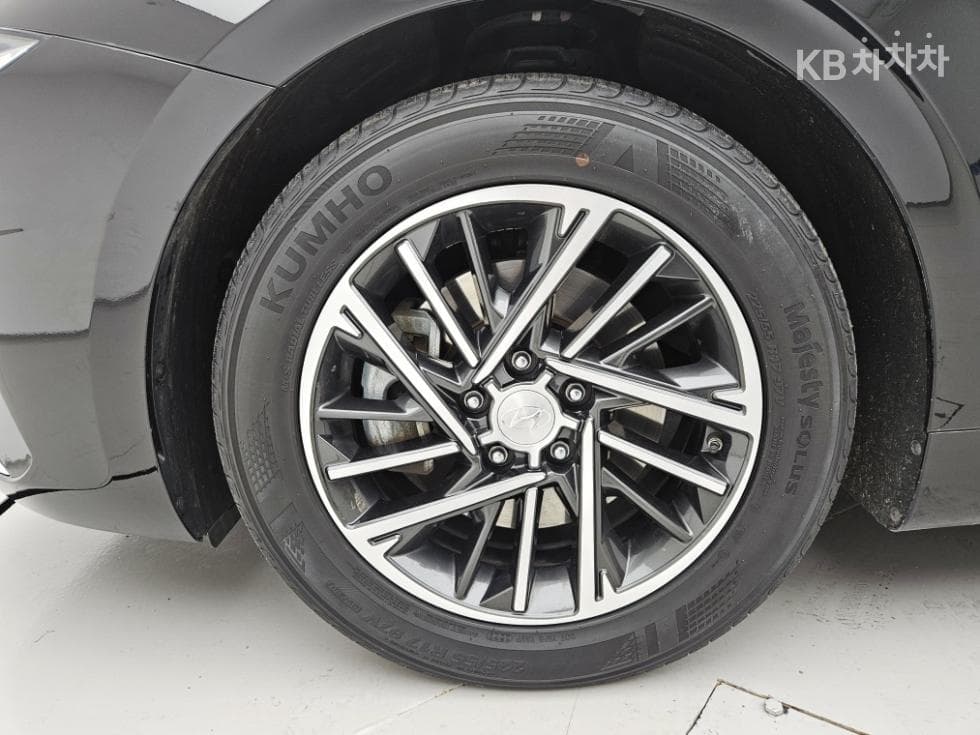 Hyundai The New (facelift) Grandeur (Azera)2.5 Premium - 19