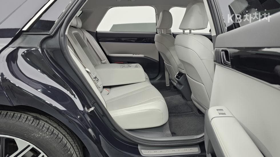 Hyundai The All New Grandeur (Azera)3.5 Gasoline 2WD Exclusive - 16