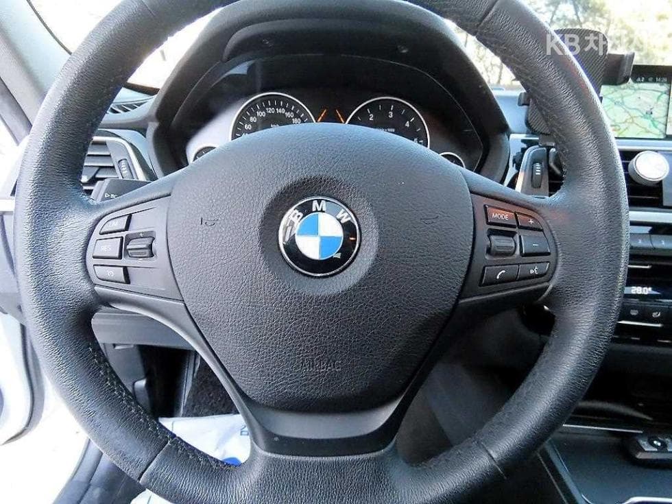 BMW Нов3 Серия320d xDrive F30 - 8