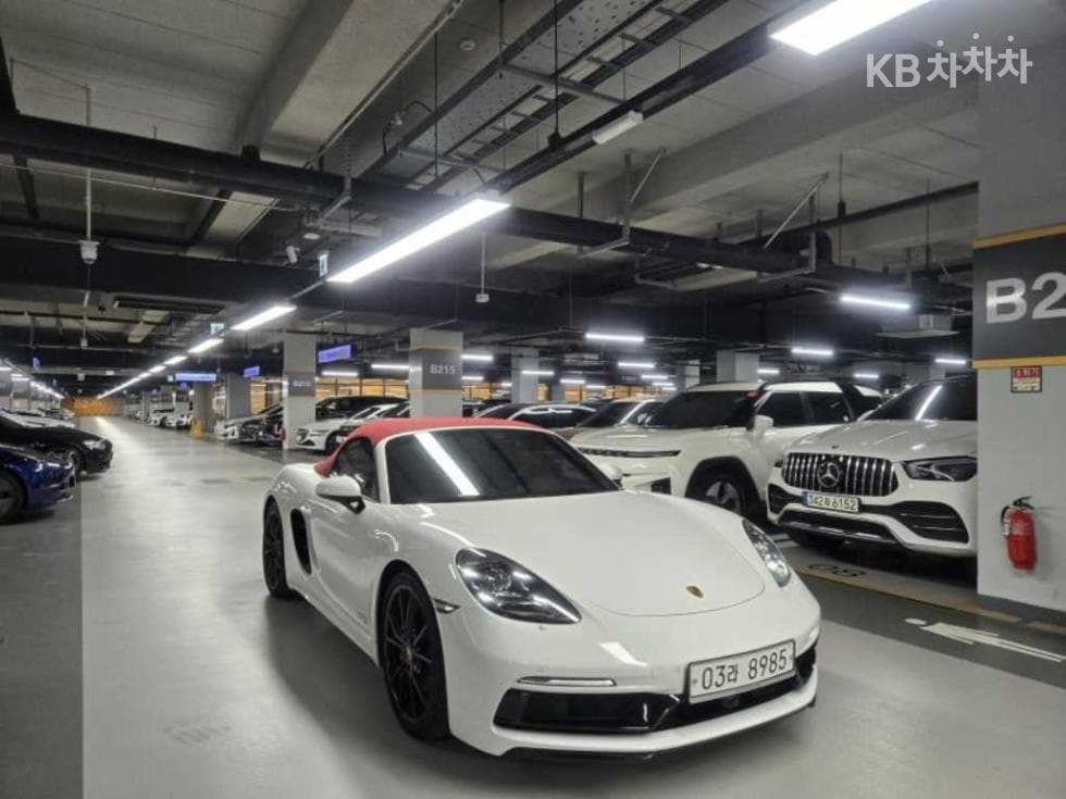 Porsche 718 박스터2.5 GTS - 2