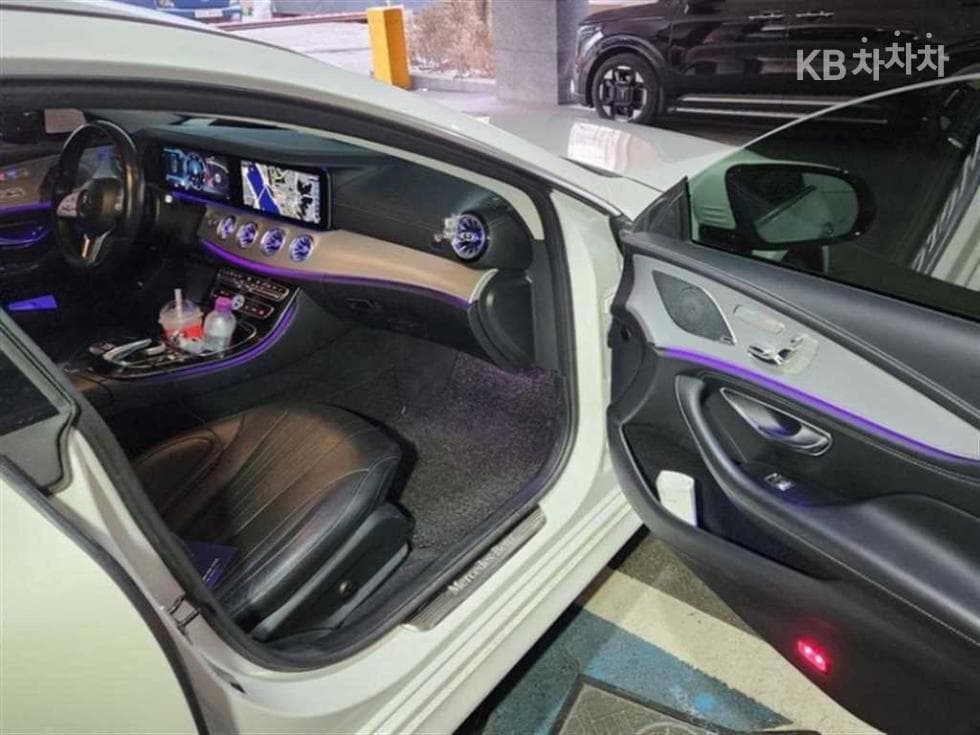 Mercedes-Benz CLS클래스(C257)CLS400d 4MATIC Стандартен - 9