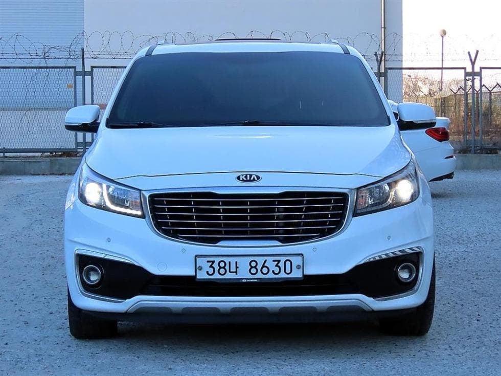 Kia All New Carnival9-seater 2.2 Diesel Prestige