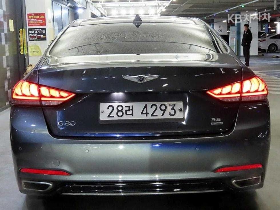Genesis G803.3 GDI AWD Prestige - 5