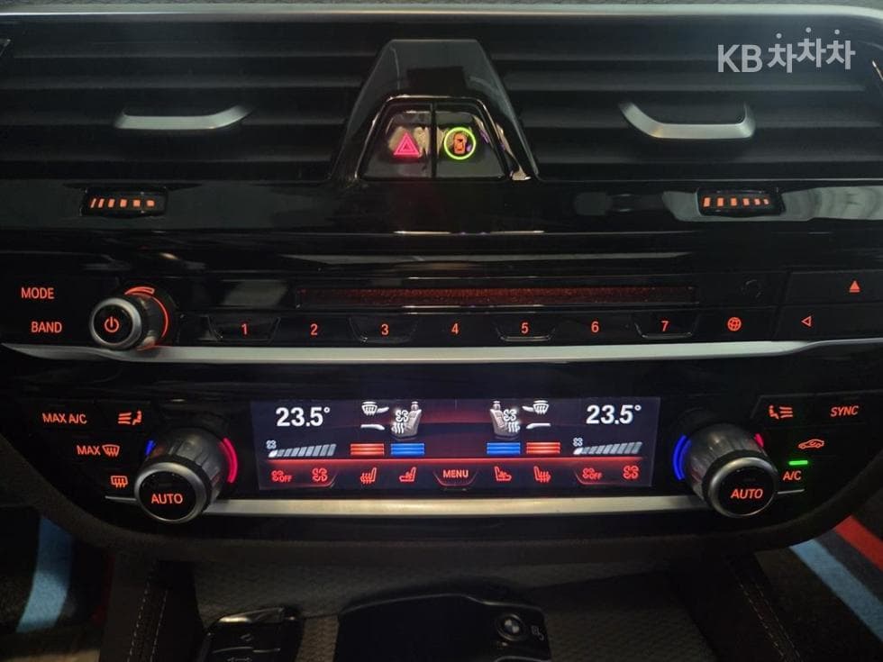 BMW 올New5 Series (G30)520d xDrive M Sport Package Plus - 14