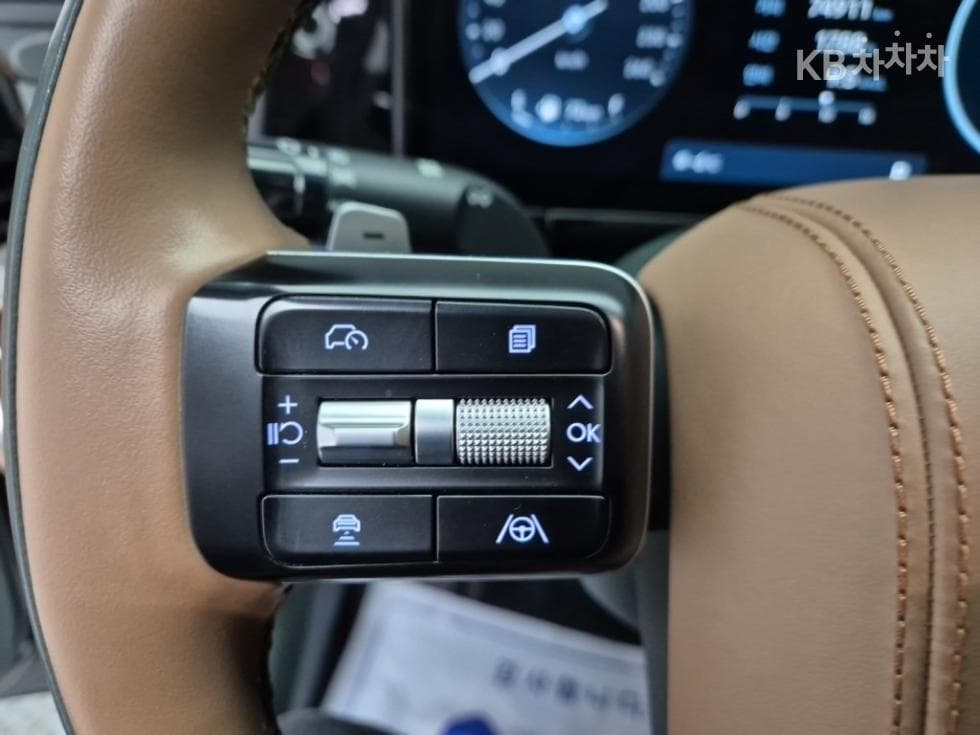 Hyundai The All New Grandeur (Azera)3.5 Gasoline AWD Calligraphy - 15