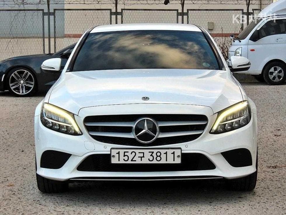 Mercedes-Benz The New (facelift) C-ClassC200 W205