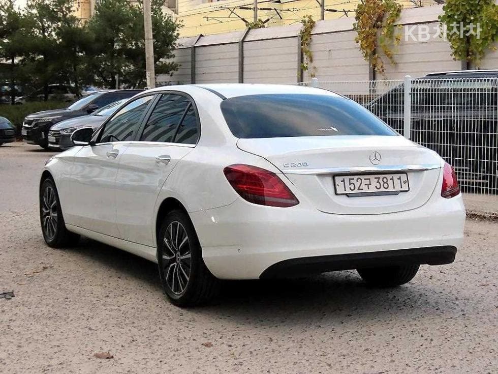 Mercedes-Benz The New (facelift) C-ClassC200 W205 - 3