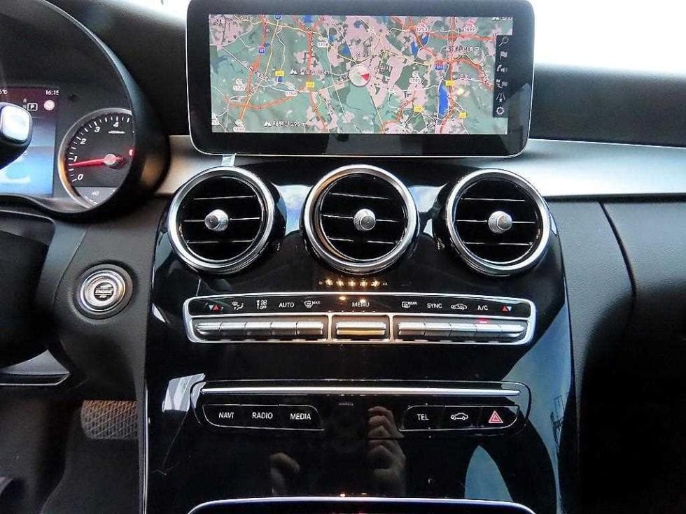 Mercedes-Benz The New (facelift) C-ClassC200 W205 - 14