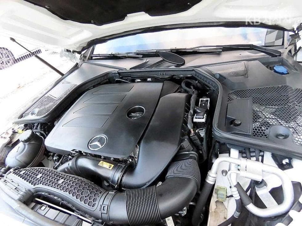 Mercedes-Benz The New (facelift) C-ClassC200 W205 - 19