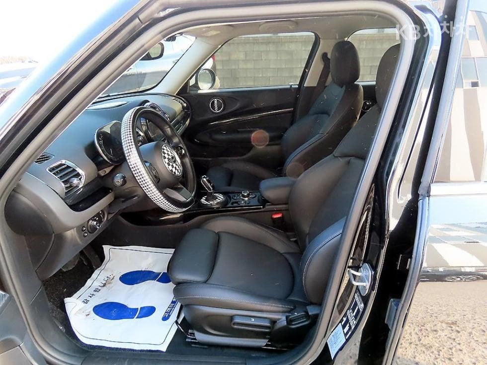 Мини 클럽맨 Второ поколение1.5 Cooper Стандартен - 5