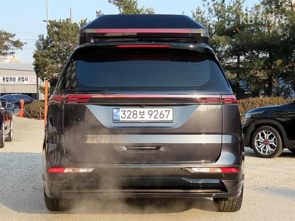 Киа Канивал 4-то поколениеD2.2 9-местен Signature - 4