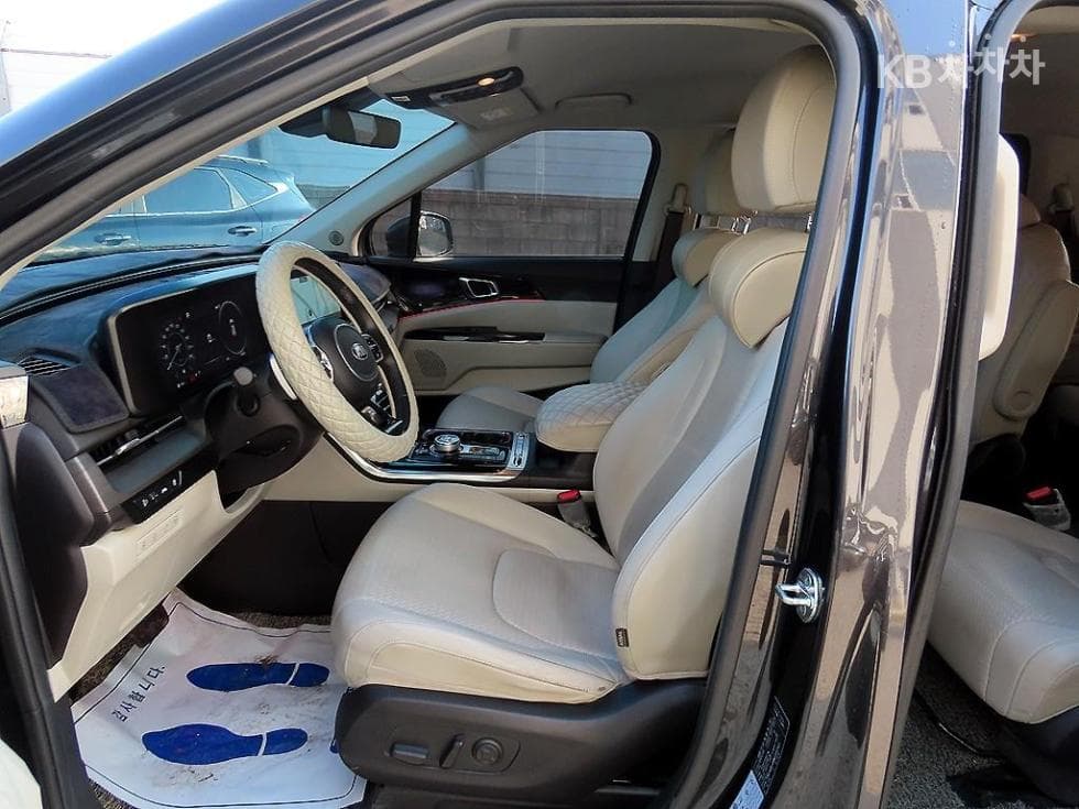 Киа Канивал 4-то поколениеD2.2 9-местен Signature - 5