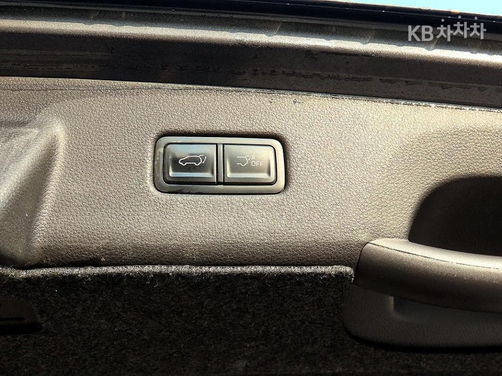 Киа Канивал 4-то поколениеD2.2 9-местен Signature - 15