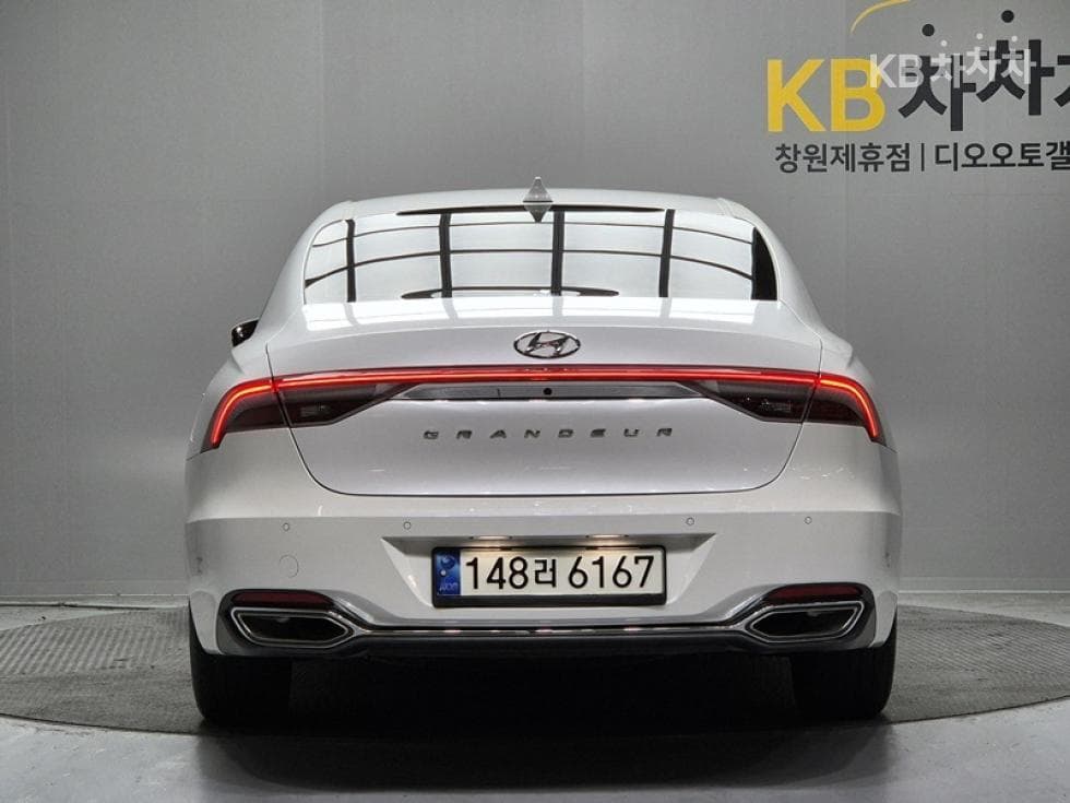 Hyundai The New (facelift) Grandeur (Azera) Hybrid2.4 Le Blanc - 4