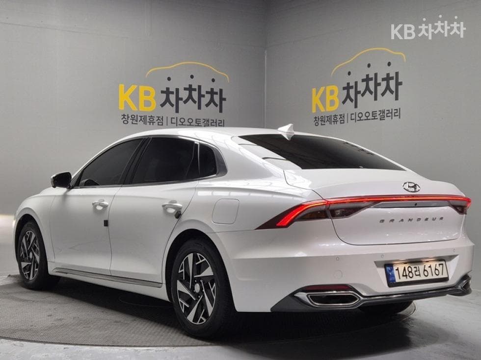 Hyundai The New (facelift) Grandeur (Azera) Hybrid2.4 Le Blanc - 5