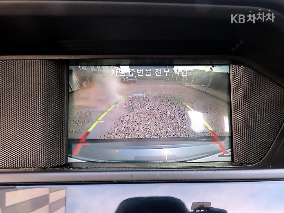 Mercedes-Benz New C-ClassC200 CGI - 15