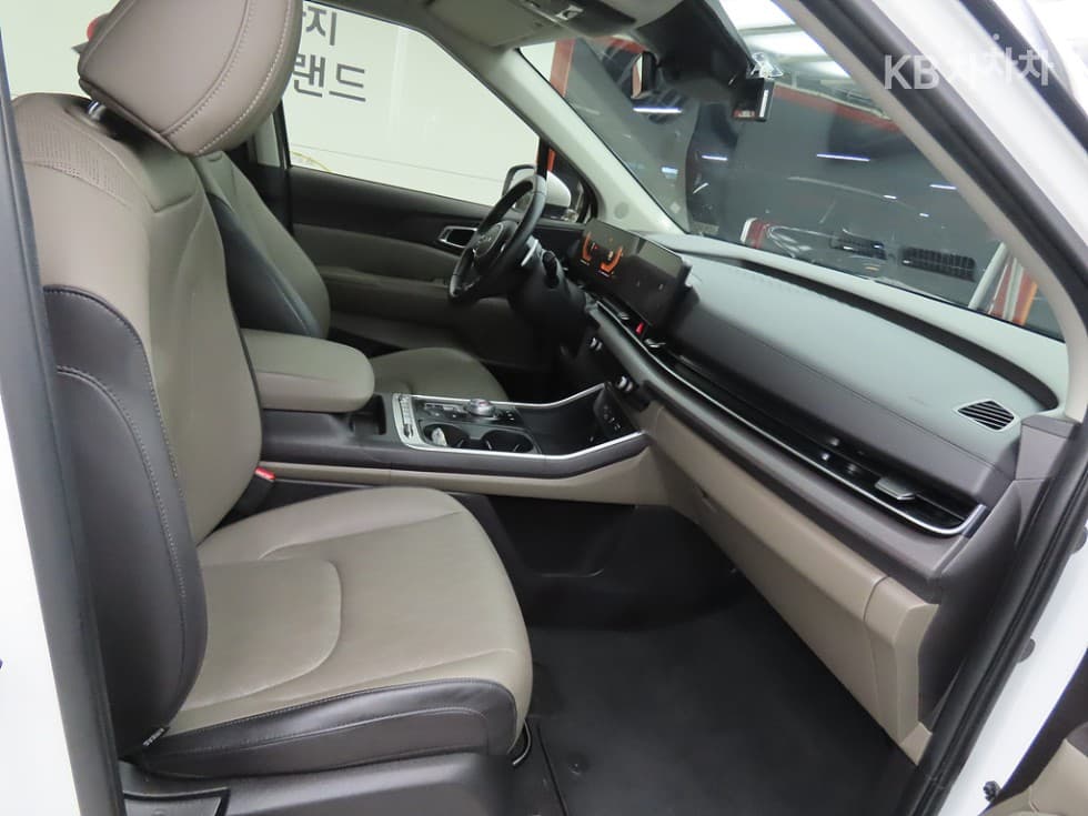 Киа The New (фейслифт) Канивал 4-то поколениеD2.2 9-местен Престиж - 8