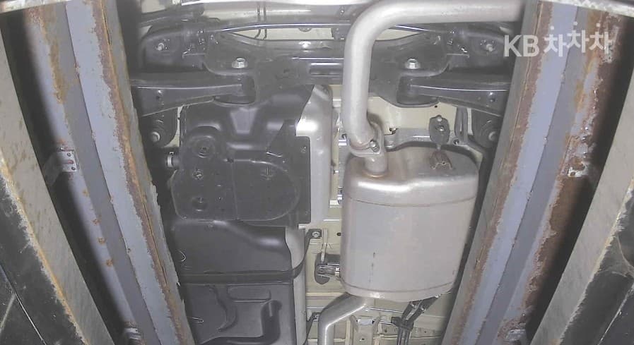 Киа The New (фейслифт) Канивал 4-то поколениеD2.2 9-местен Престиж - 16