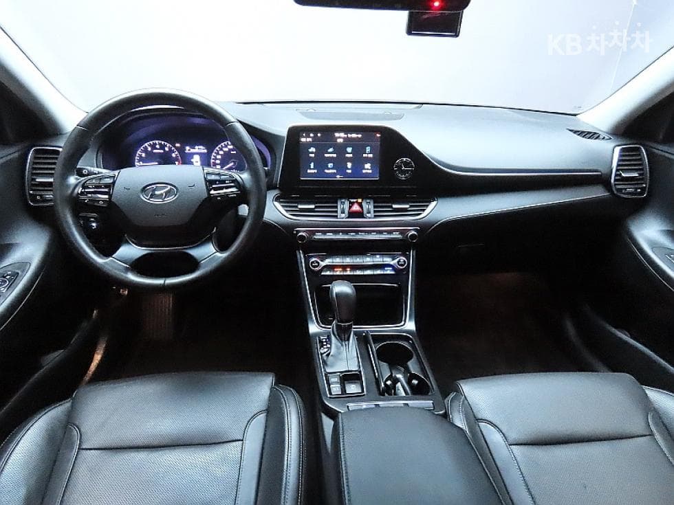 Hyundai Grandeur (Azera)IG2.4 Premium Standard - 6